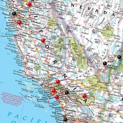 Close Up of Canvas Classic USA Push Pin Map