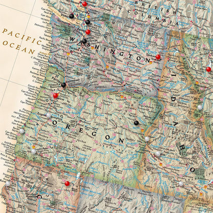 Closeup of Canvas Executive USA map